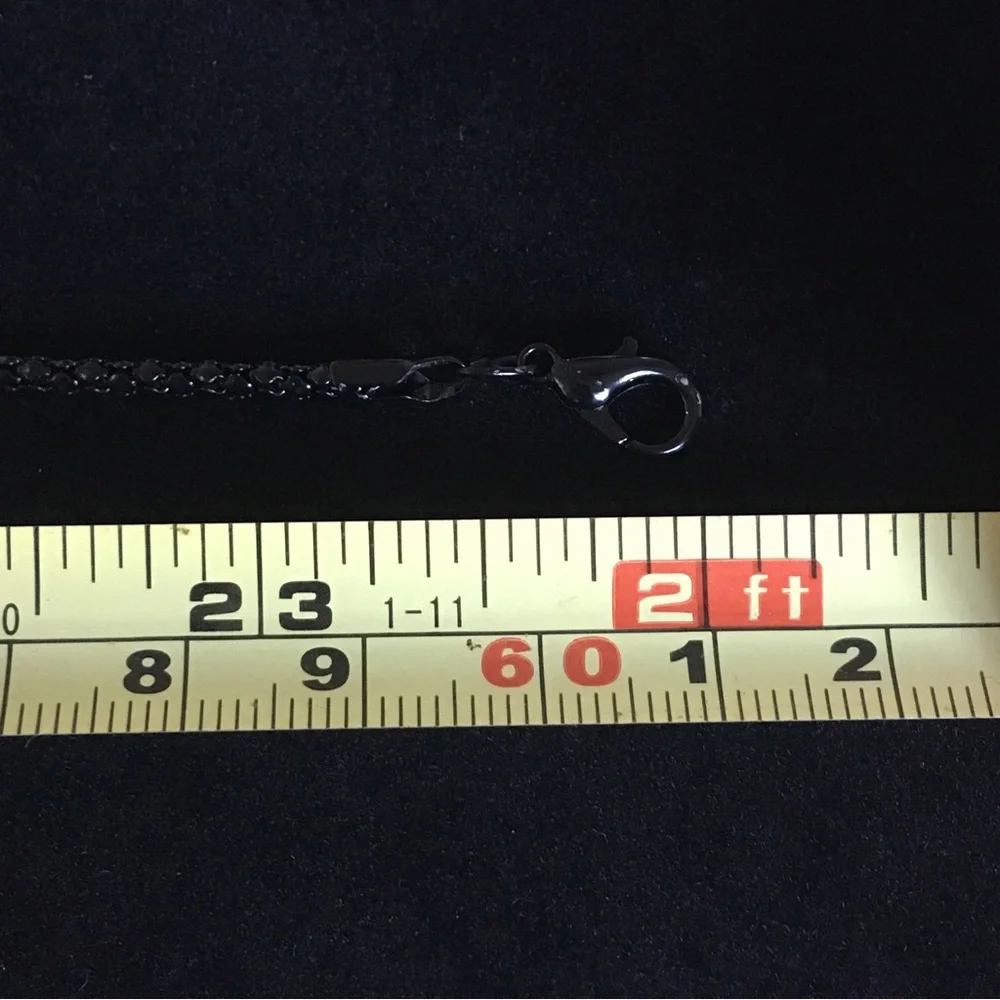 Black Arrow Point Pendant Chain Necklace